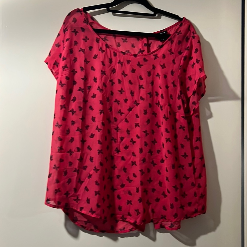 Size 0 torrid button down back